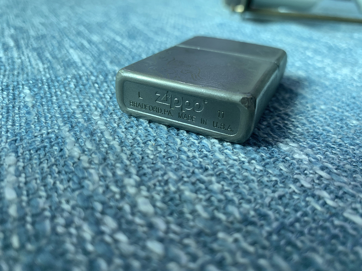 zippo打火姿势普通,打火机zippo2022年款真假辨别
