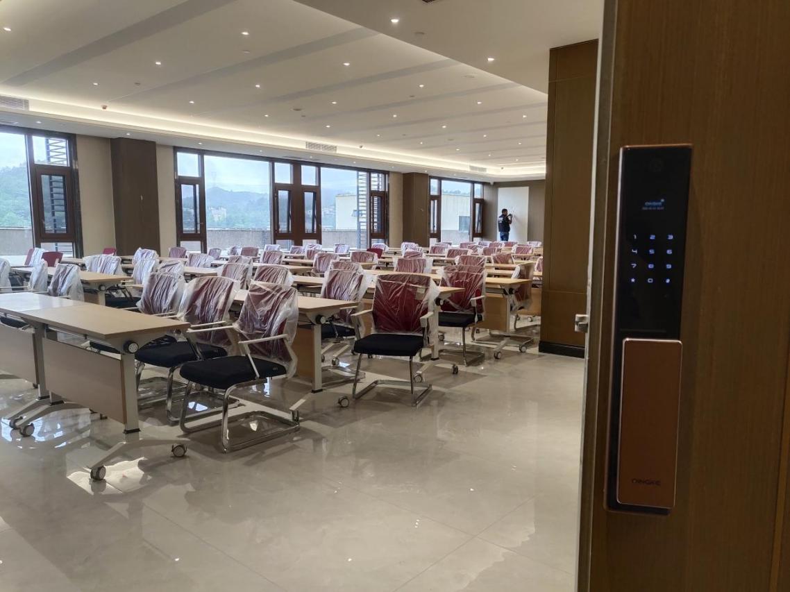 家里的智能锁突然打不开了怎么办,家里的智能密码锁打不开怎么办