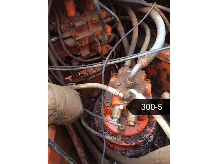 新疆二手斗山300挖机,斗山300挖掘机价格