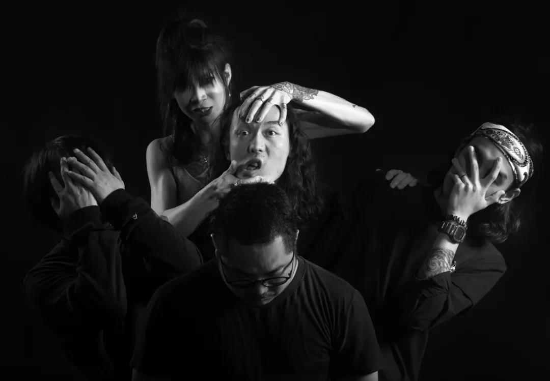 上海草莓基地挖草莓苗,超级草莓上海