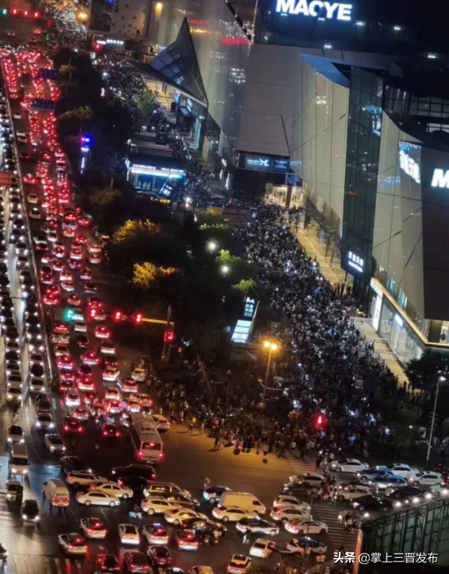 太原茂业街景照片,茂业夜市太原