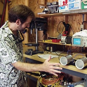 WIFI可以当作家用雷达，能看穿墙壁。现在也能监测你的情绪了