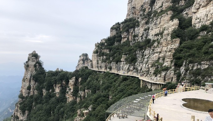 长白山山顶网红咖啡厅,妙峰山玫瑰谷巧遇网红咖啡