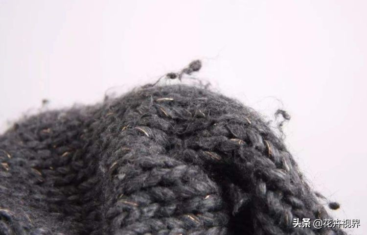 衣服粘毛用胶布,黑衣服起球粘毛怎么办