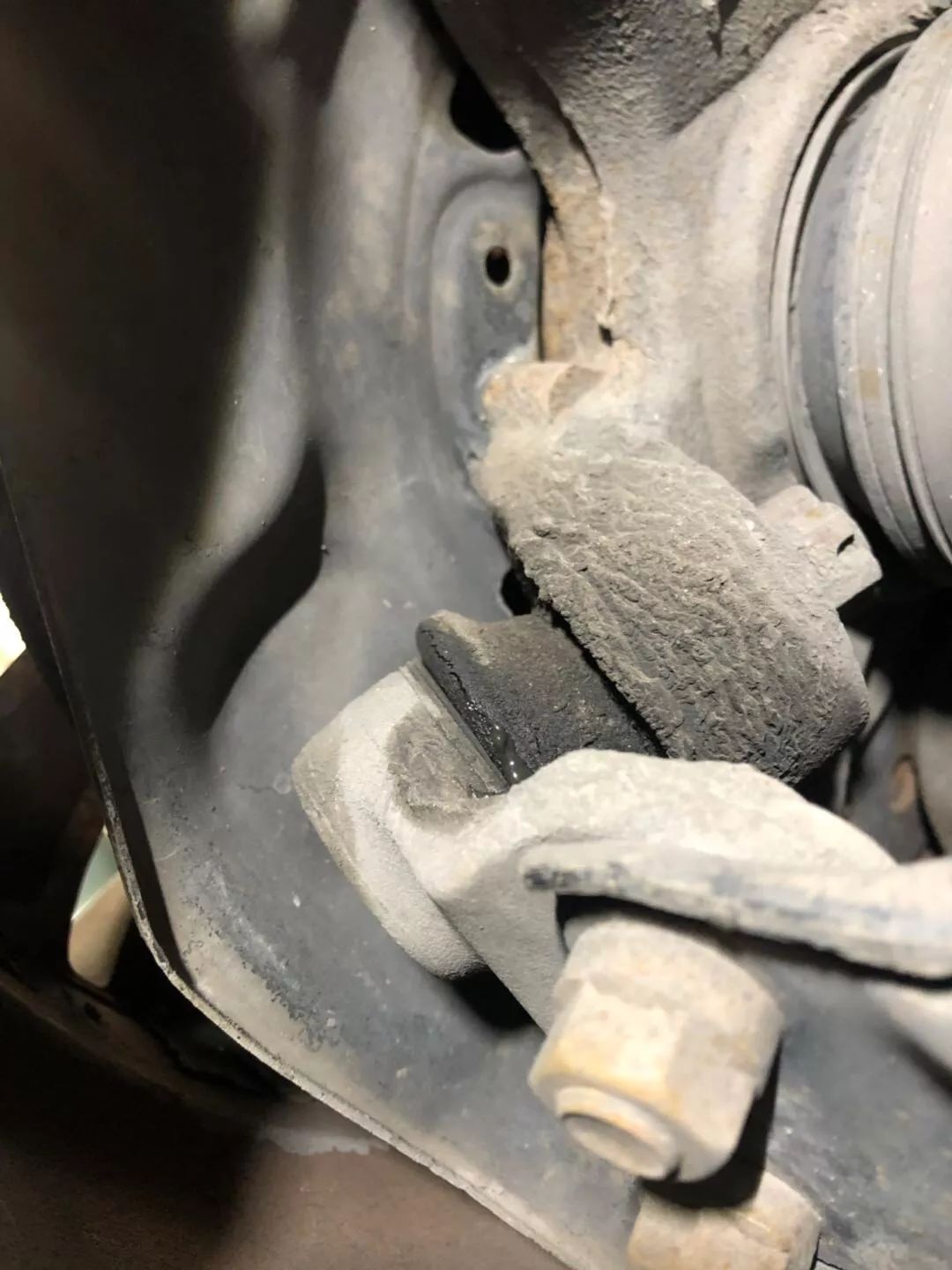 怪兽修车翻新,怪兽修车老车翻新