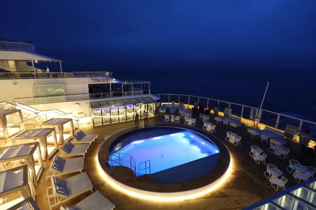 带着父母坐游轮到日本旅游,搭上邮轮去带着全家去旅行