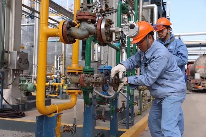 石油工厂上班真实感受,石油工作环境