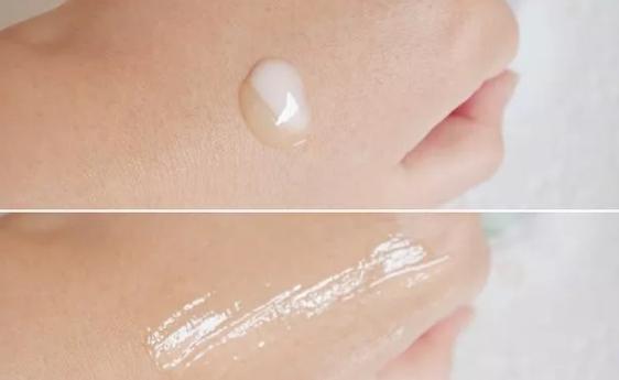 今天试试倩碧*管双**淡斑精华，看看能不能搞定陈年痘印和斑点！