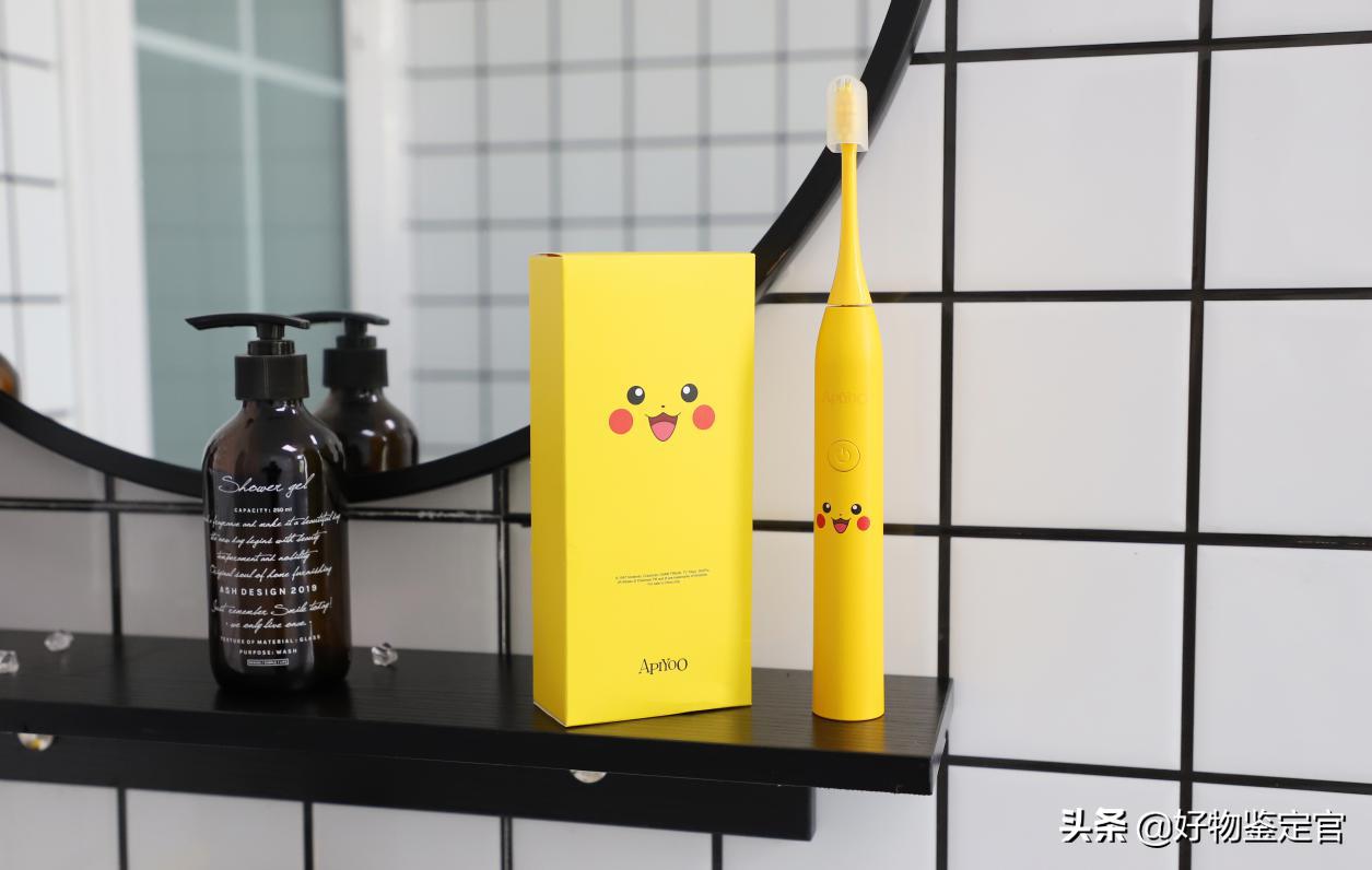 usmile电动牙刷和艾优牙刷谁好一些,usmile和艾优电动儿童牙刷哪个好