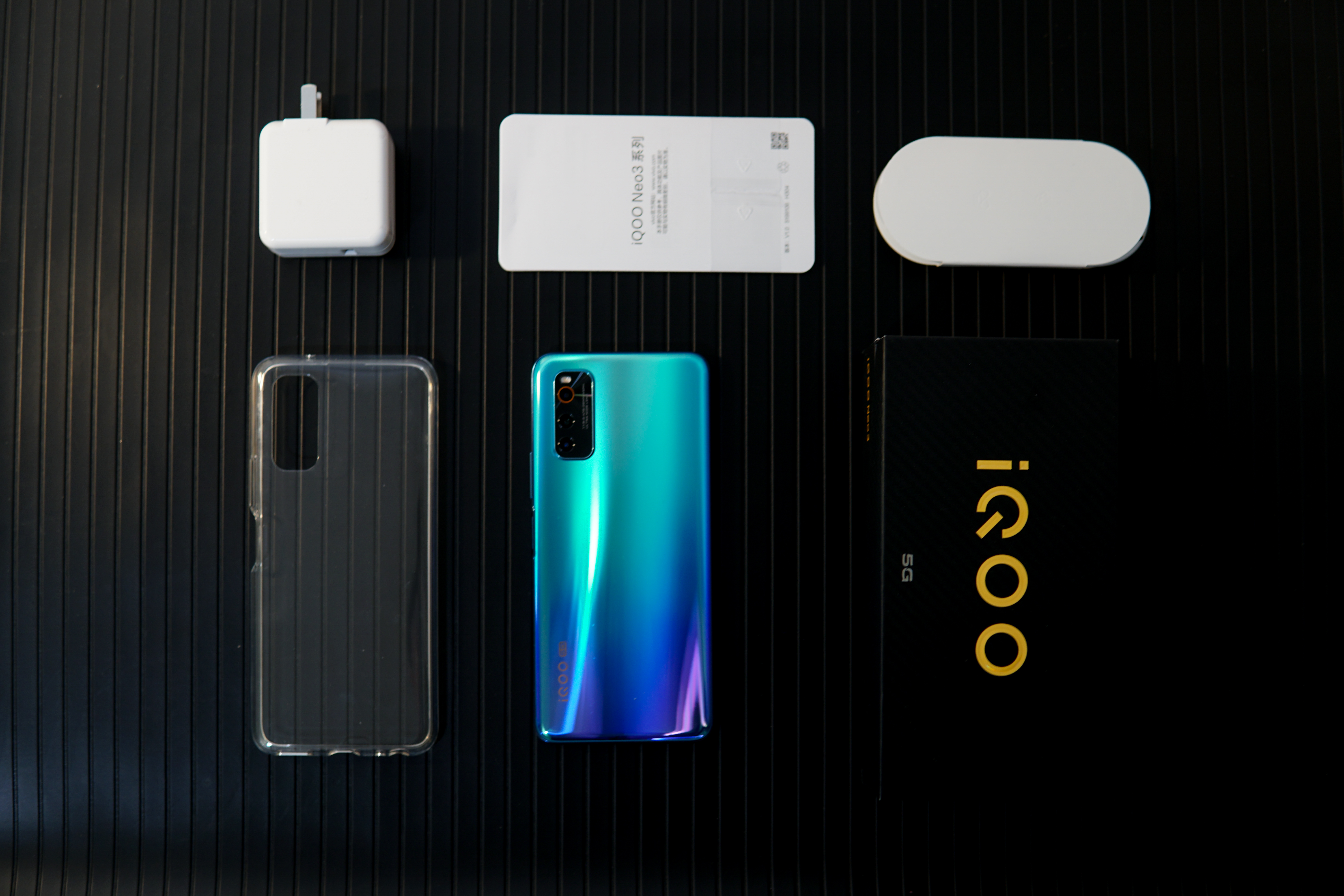 iQOONeo3是一款适合年轻人使用的手机，iQOONeo3评测