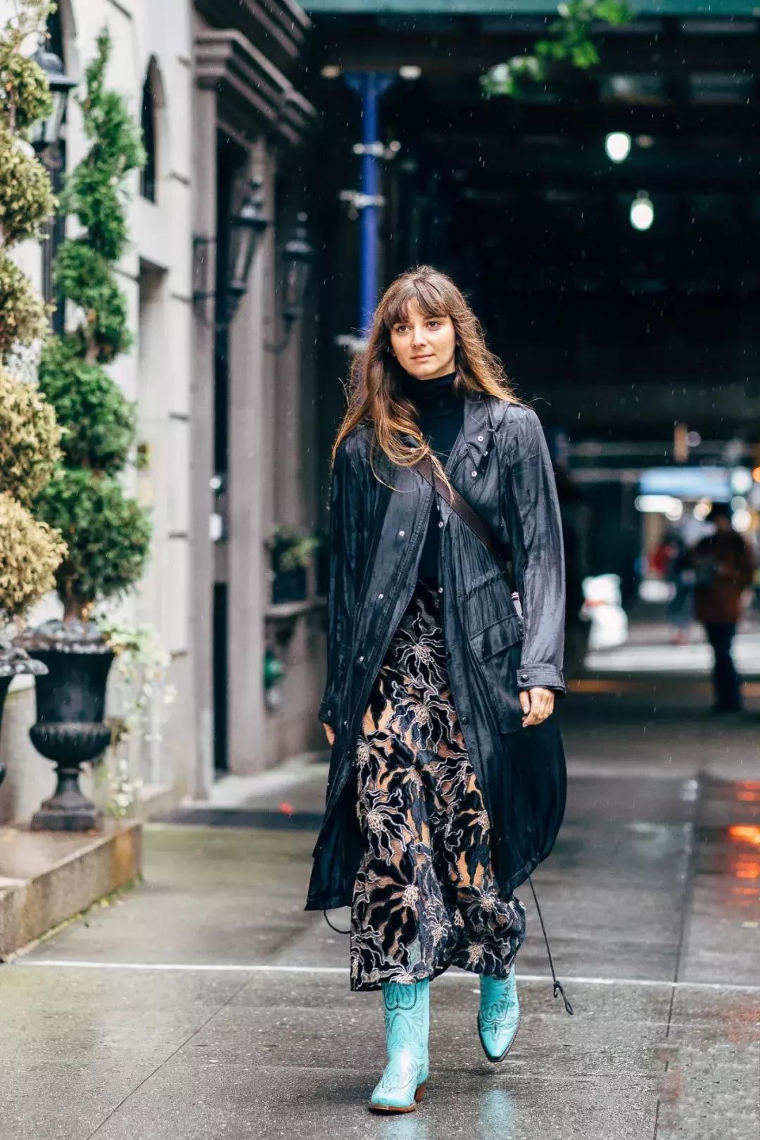 大衣+裙子最好看的经典穿法指南，穿多久都不觉得腻