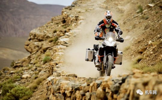 ​喜欢摩旅的男人，强壮又全能