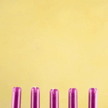 卫生巾啥超标不能用 (提醒这几种卫生巾千万不要再买了)