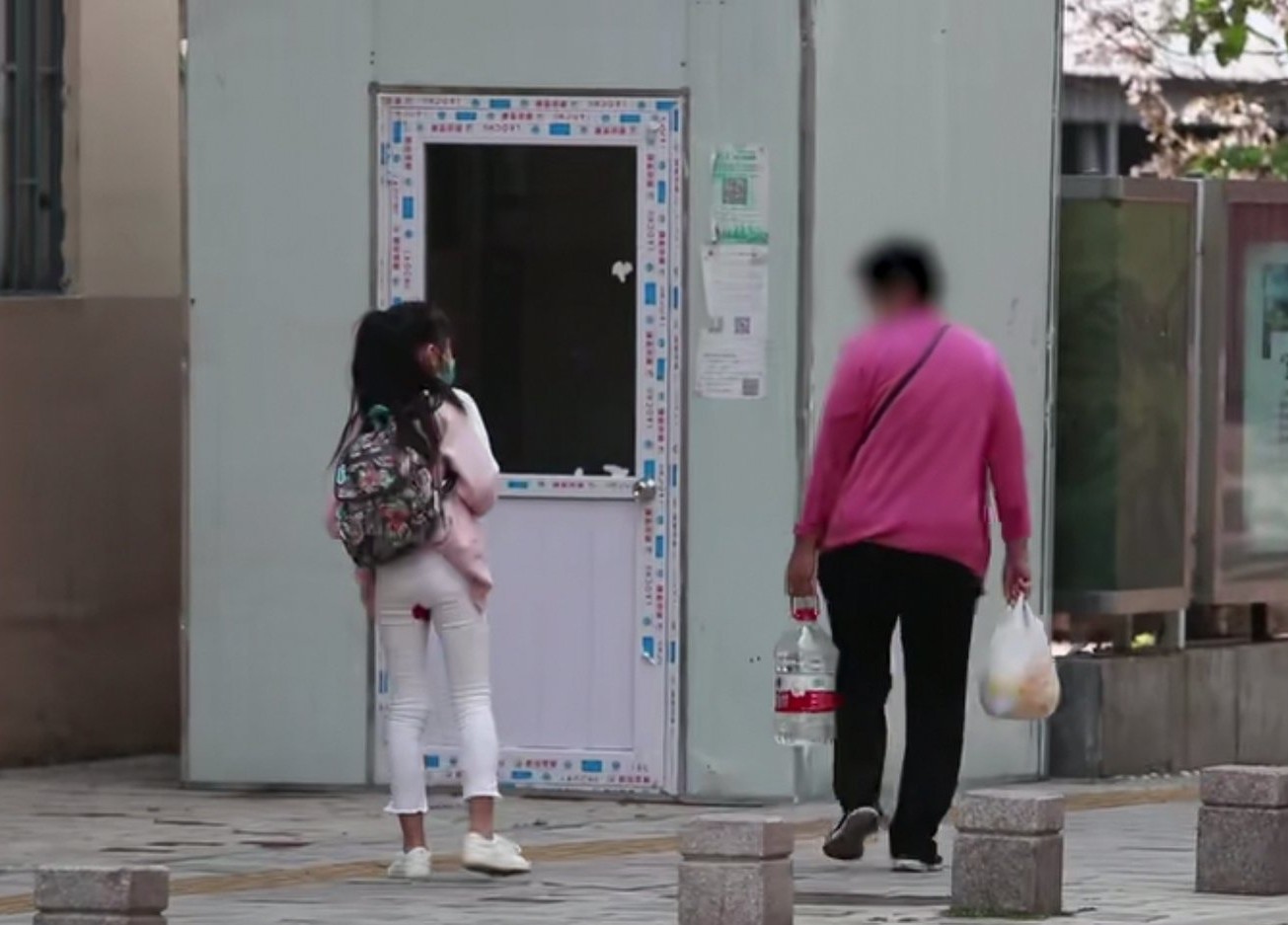 第一次来月经有什么关注的事,女孩第一次来月经要关注什么情况