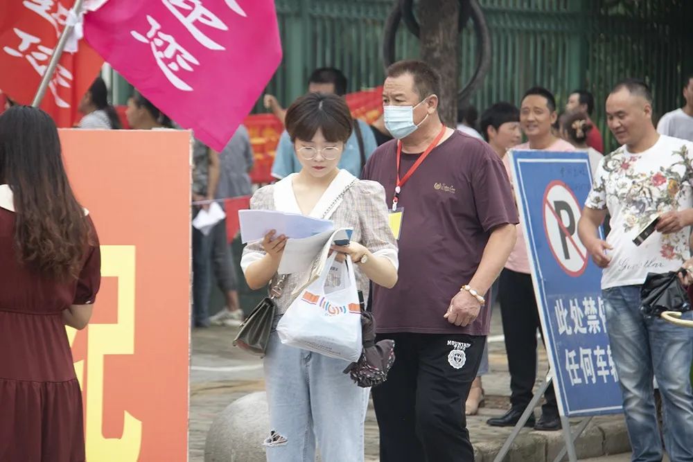 临泉实验中学照片,临泉二中抓拍