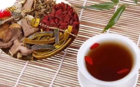 银屑病用药真的有用吗,银屑病纯中药治疗能彻底治愈吗