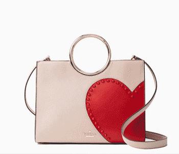 去年的包包配不上今年的自己,去年买的包已经配不上今年的你了