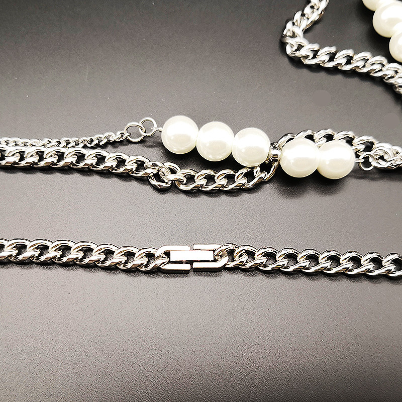 戒指叠戴的搭配图,戒指和手链的正确戴法