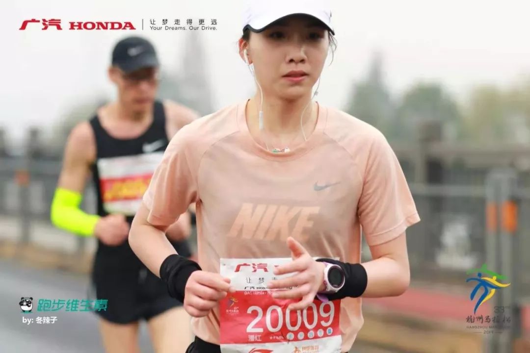 世界十大马拉松跑步大神,杭马女神跑姿