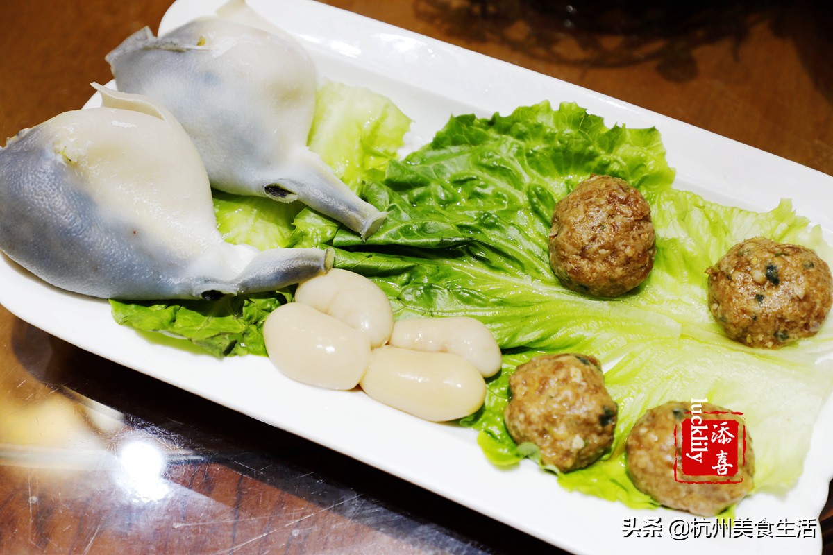 镇江美食三茅宫地锅鸡,镇江美食推荐锅盖面