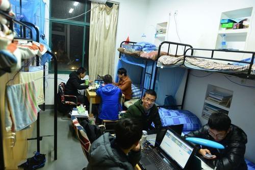 大学大专宿舍断电会断网吗,为什么大学宿舍断网后流量会卡