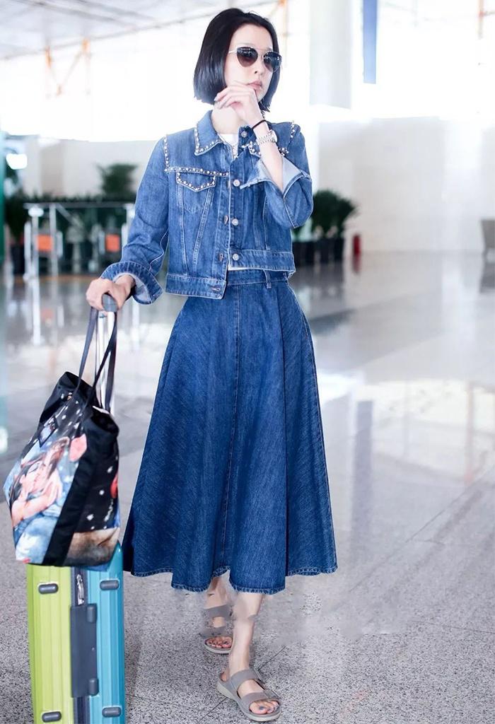 牛仔裙要选什么款,不会挑好看的衣服