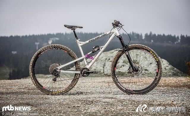 进口汽车看看就算了！现在连摩托、自行车都买不起了