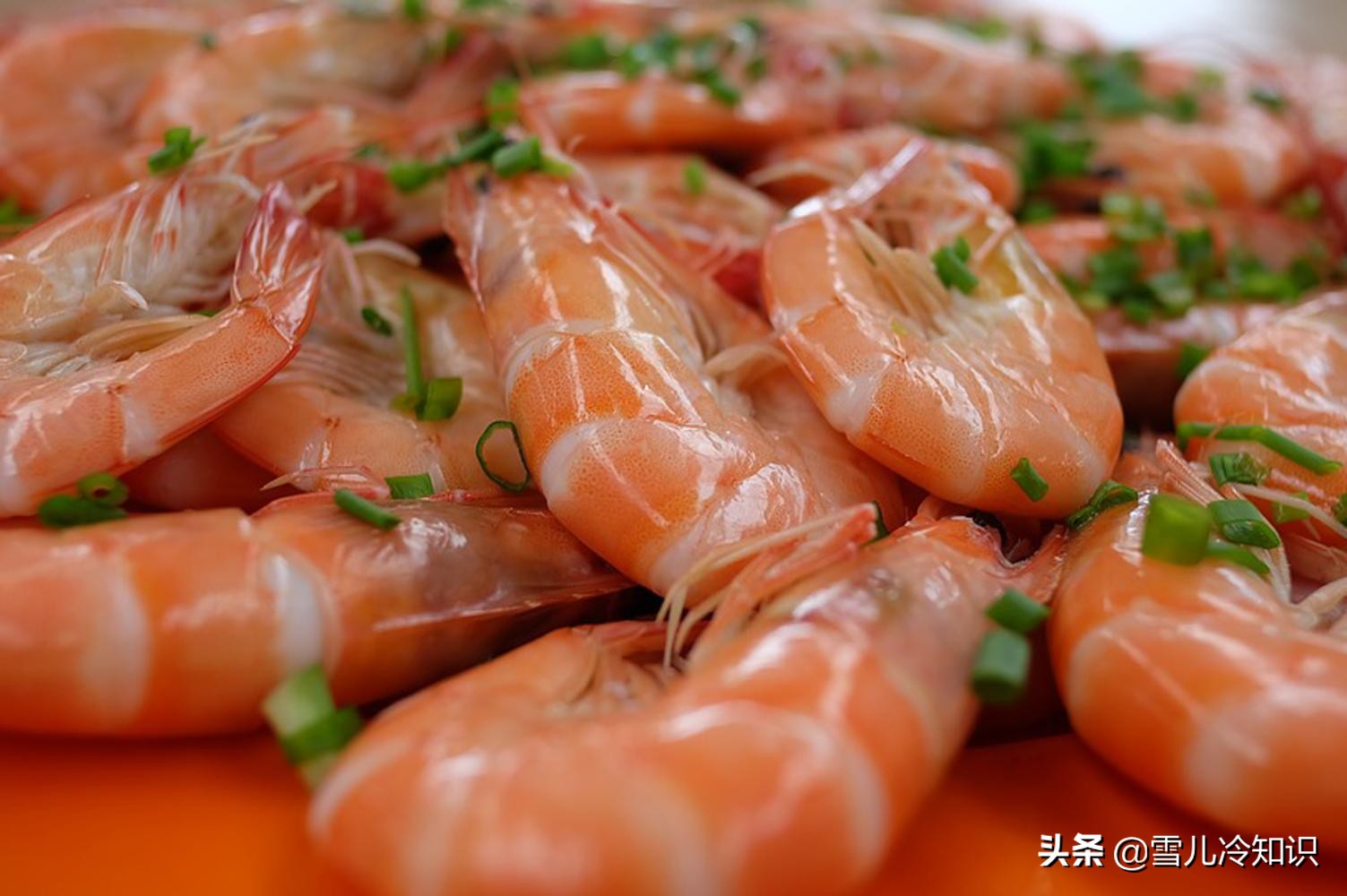 虾和维生素c为什么可以生成砒霜,维生素c和虾要间隔多久能吃