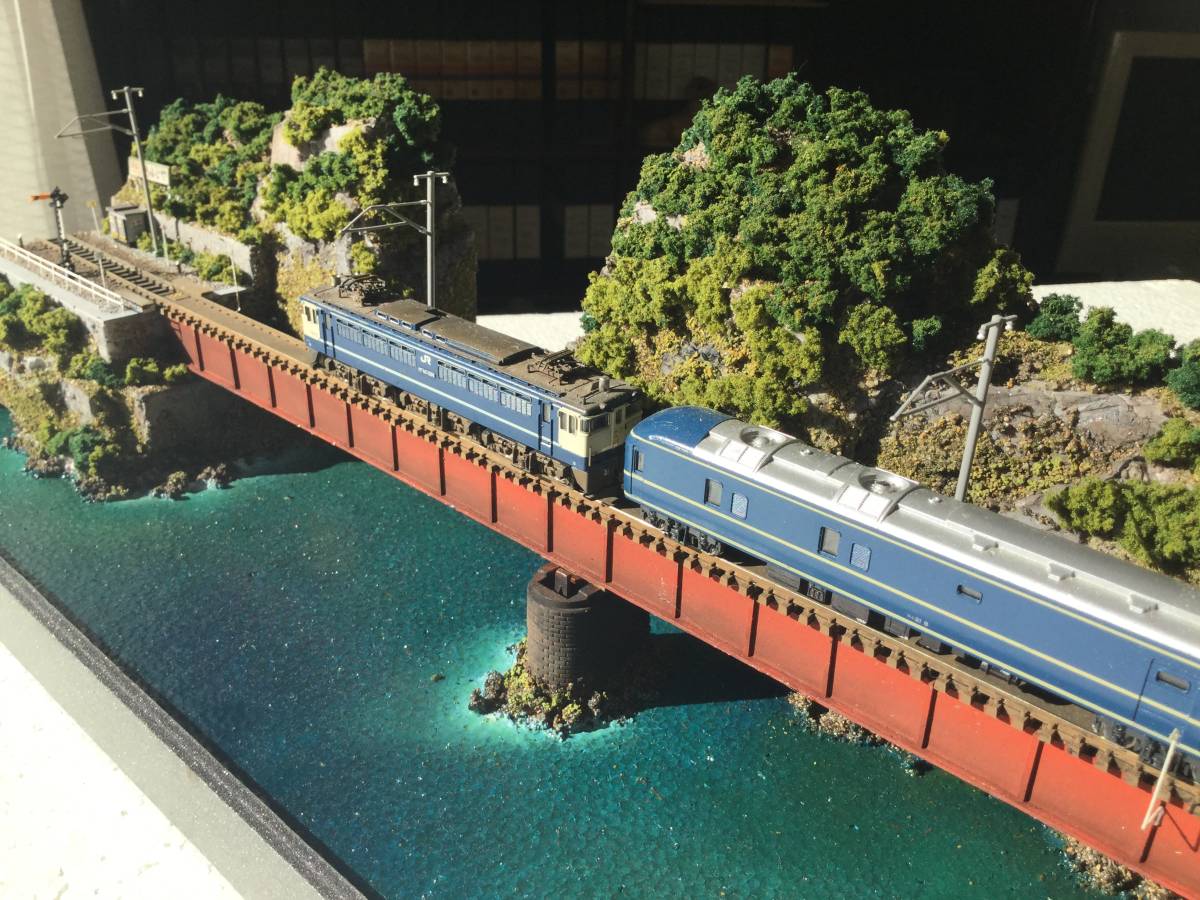 n系列火车模型开箱,n轨模型火车加快速度