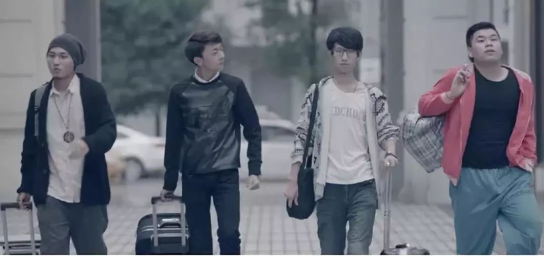 别把朋友圈弄丢了,别因为一个人把自己的朋友圈弄丢