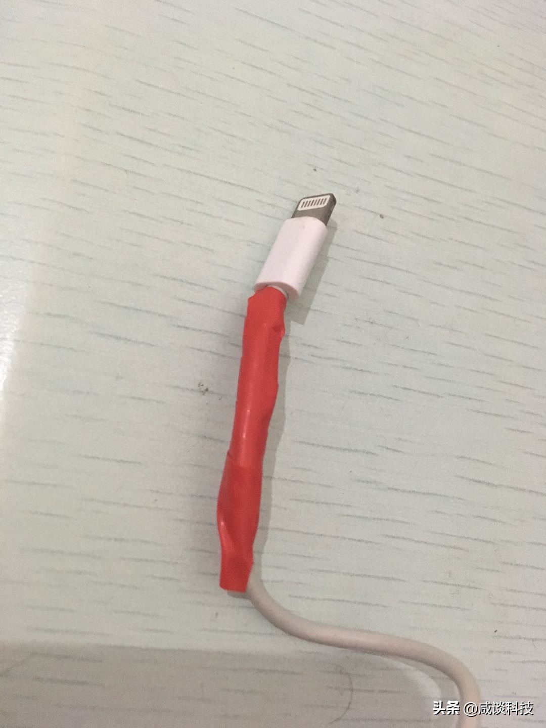 数据线最好的修复方法,数据线头破了怎么修复