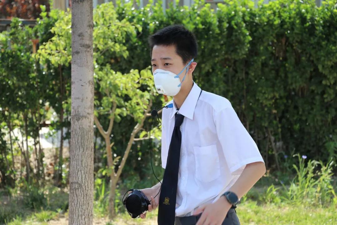 枫叶学校有大学吗,枫叶学校初中哪个好