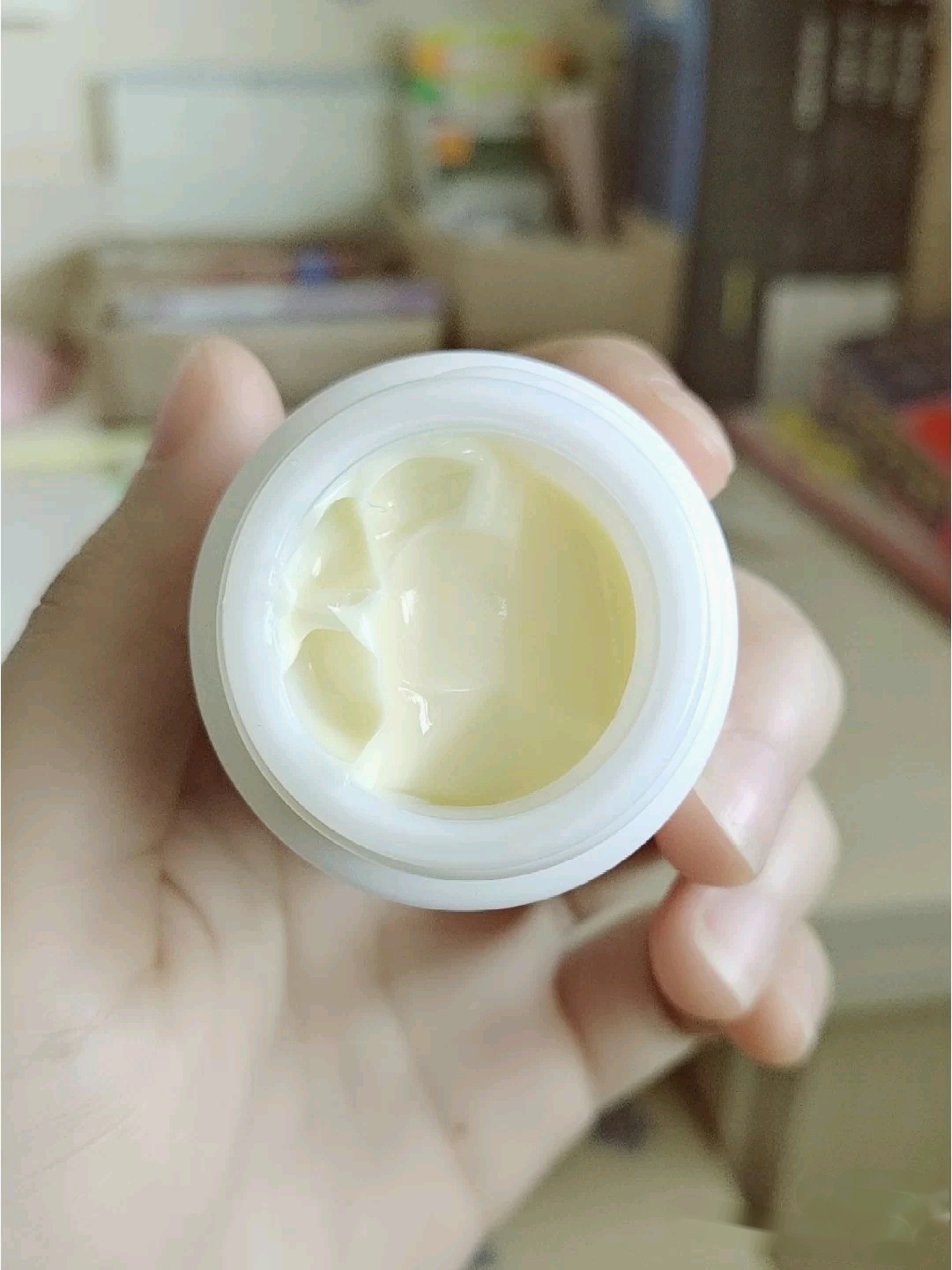 自然堂和百雀羚的面霜哪个好用,国货护肤品百雀羚自然堂测评