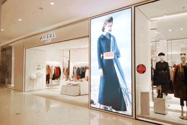 购物中心服饰品牌,2023年新锐服装品牌排行榜