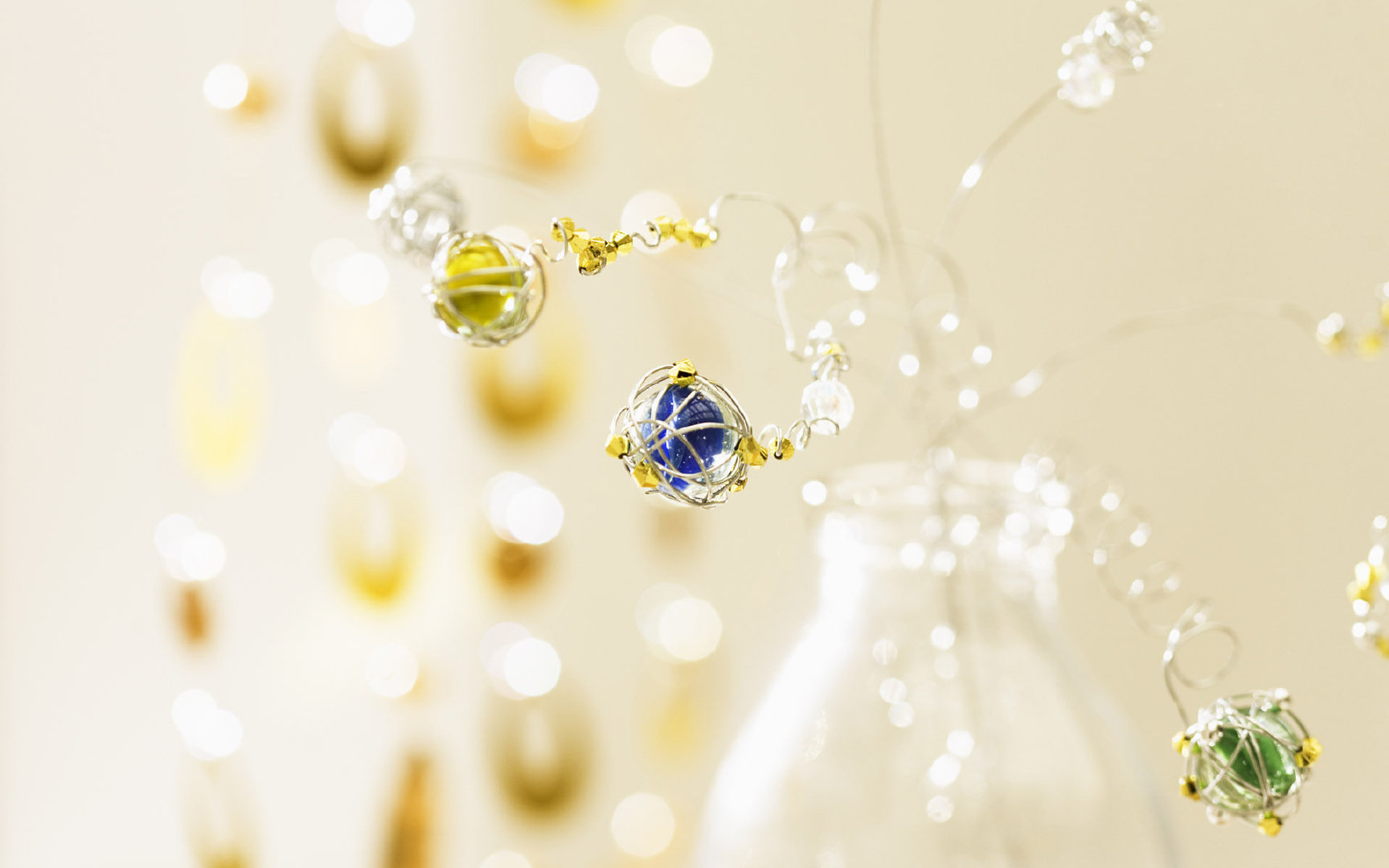 宫颈柱状上皮外翻宫颈肥大,宫颈柱状上皮外翻是宫颈糜烂吗