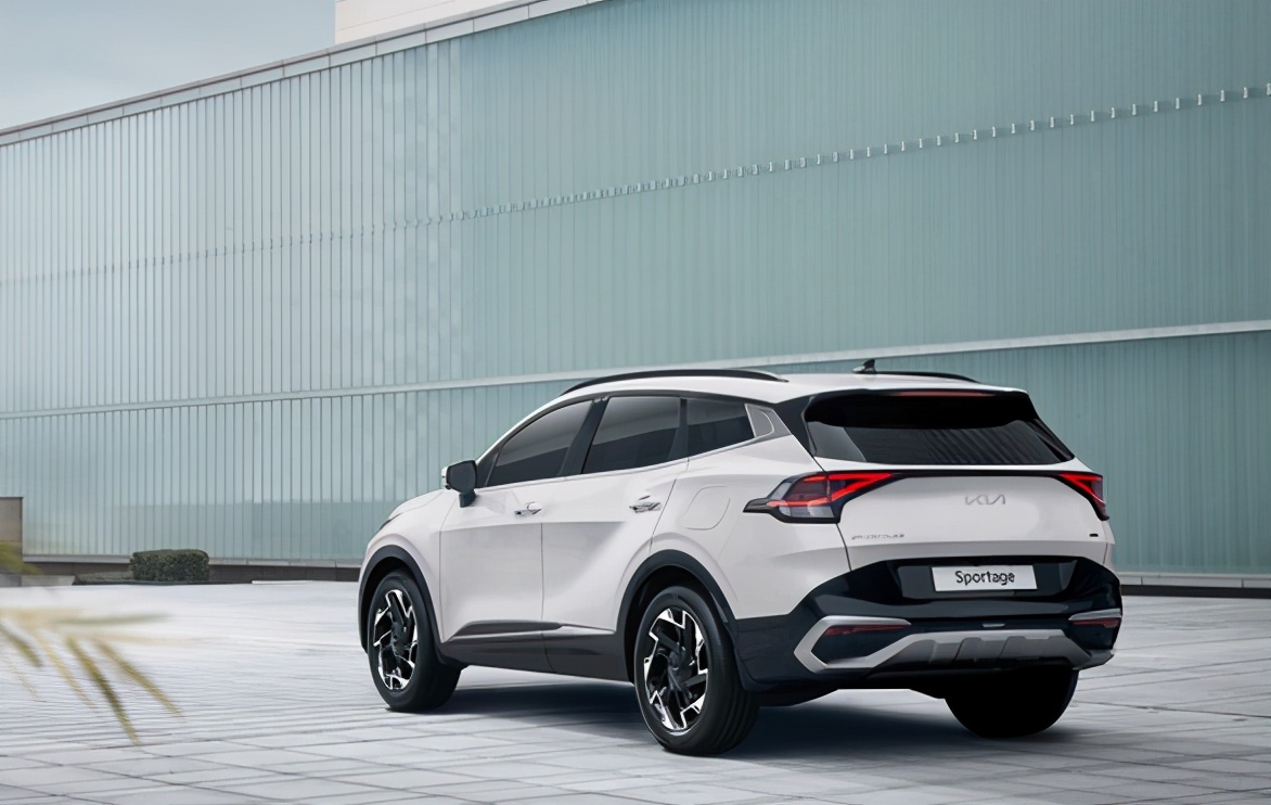 全新起亚狮跑视频,全新起亚狮跑普通版内饰