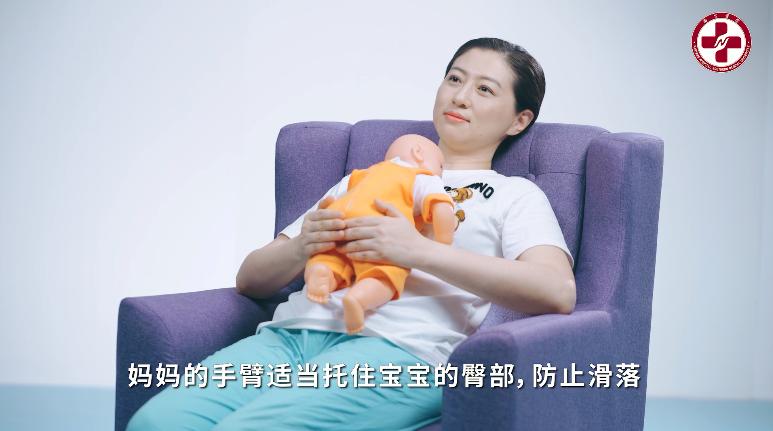 一喂奶钻心的疼怎么办,喂奶一直疼是姿势不对吗