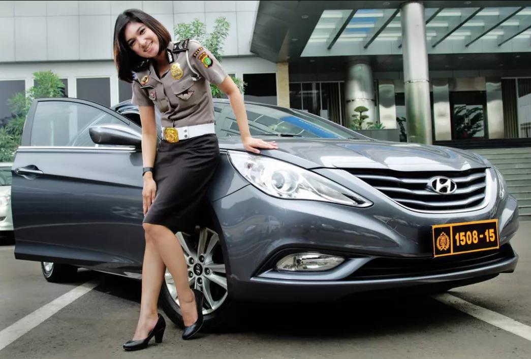 “贞操检查关乎国家安全”：在这里，处女才能做警察