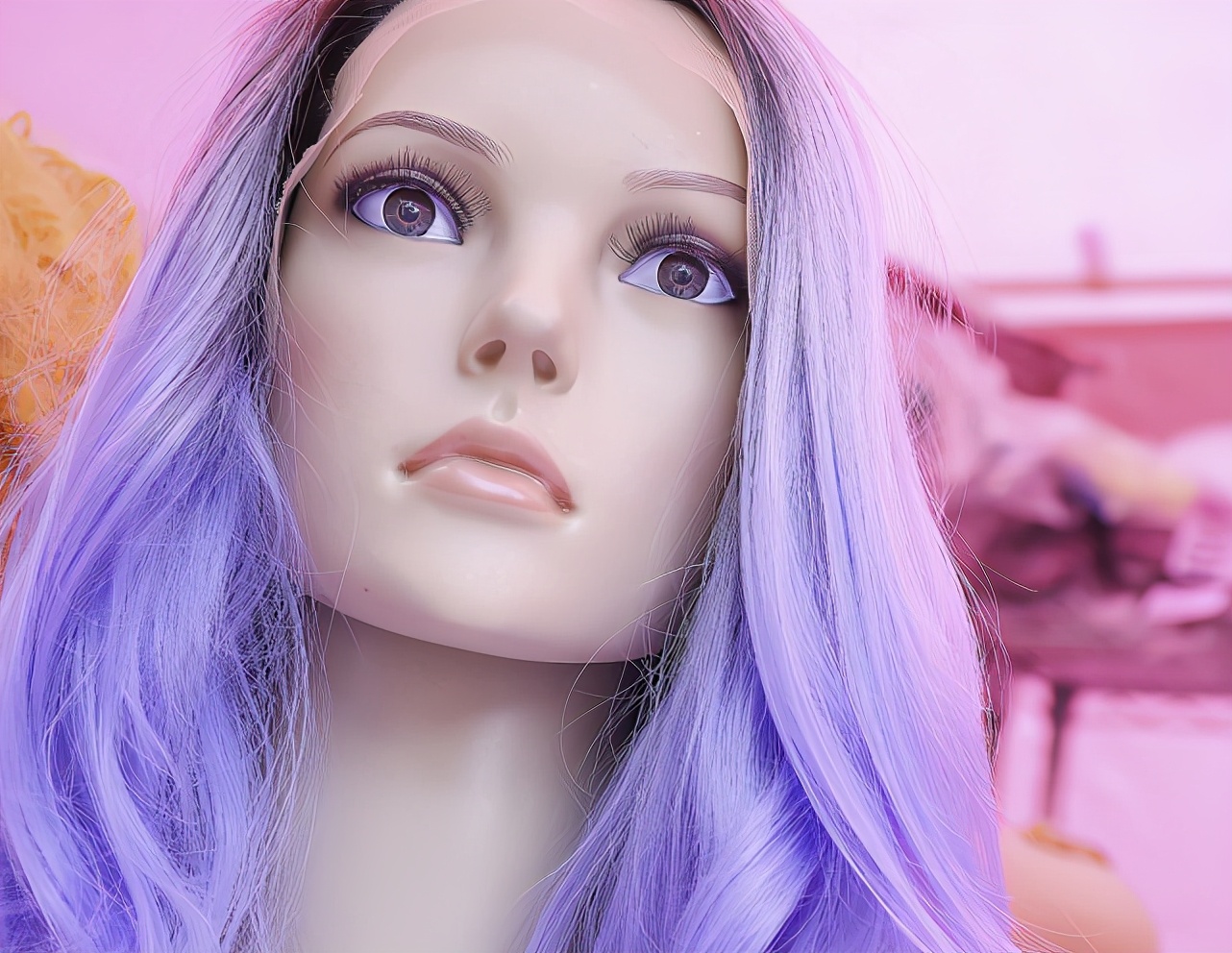 硅胶娃娃体验需慎重，消毒不严可染性病