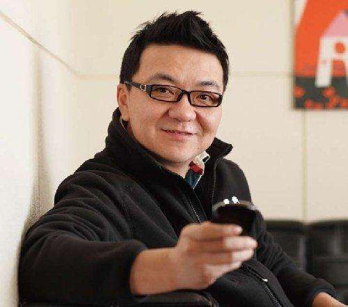 董路直播间怒斥：中国男足公关0分韦世豪态度当球迷是傻子