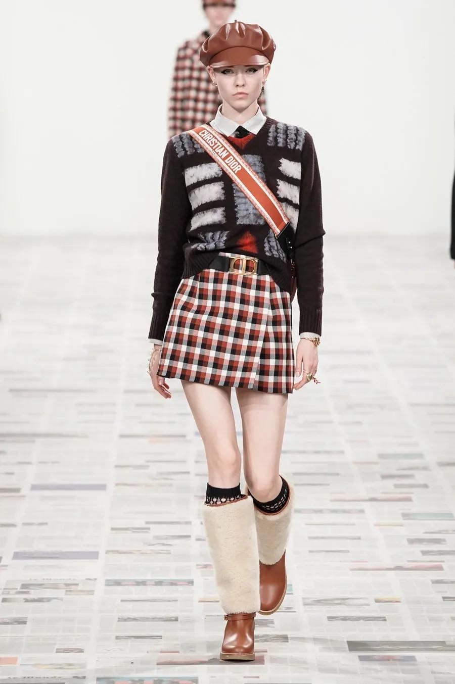 2022巴黎时装周秋冬大衣,2020秋冬巴黎时装周