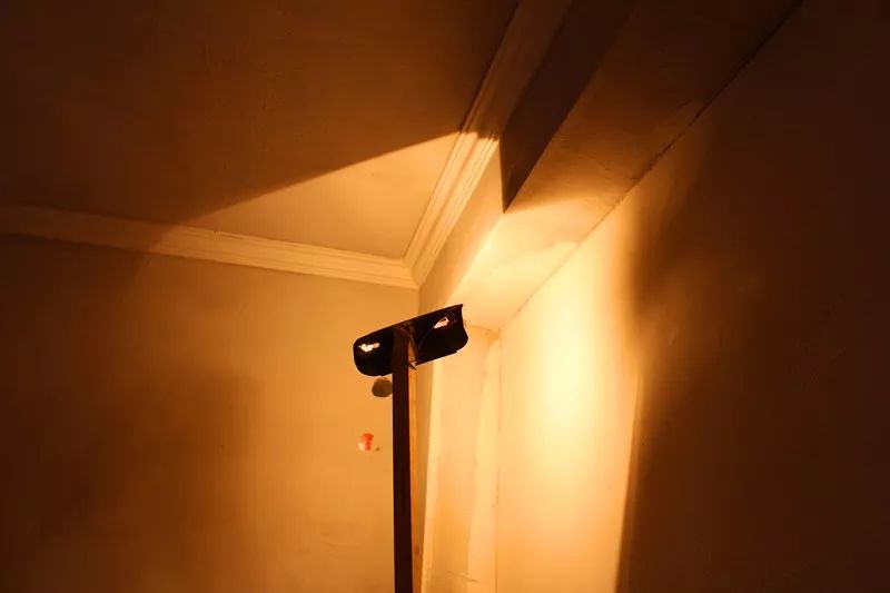 装修腻子怎么刮,自己在家怎么给墙面批腻子