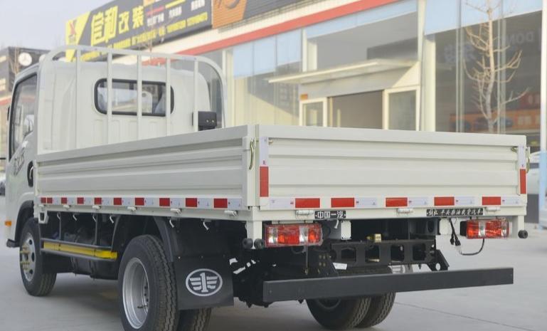 江铃顺达小卡3米3排半图片,24款江铃顺达小卡什么配置