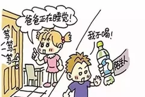 汕头男子抢小孩被制服,汕头男子当街抢小孩被抓