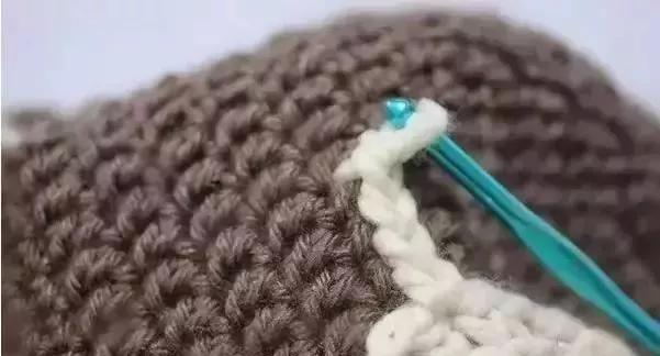 给宝宝钩帽子新年大红色,给宝宝钩太阳帽子