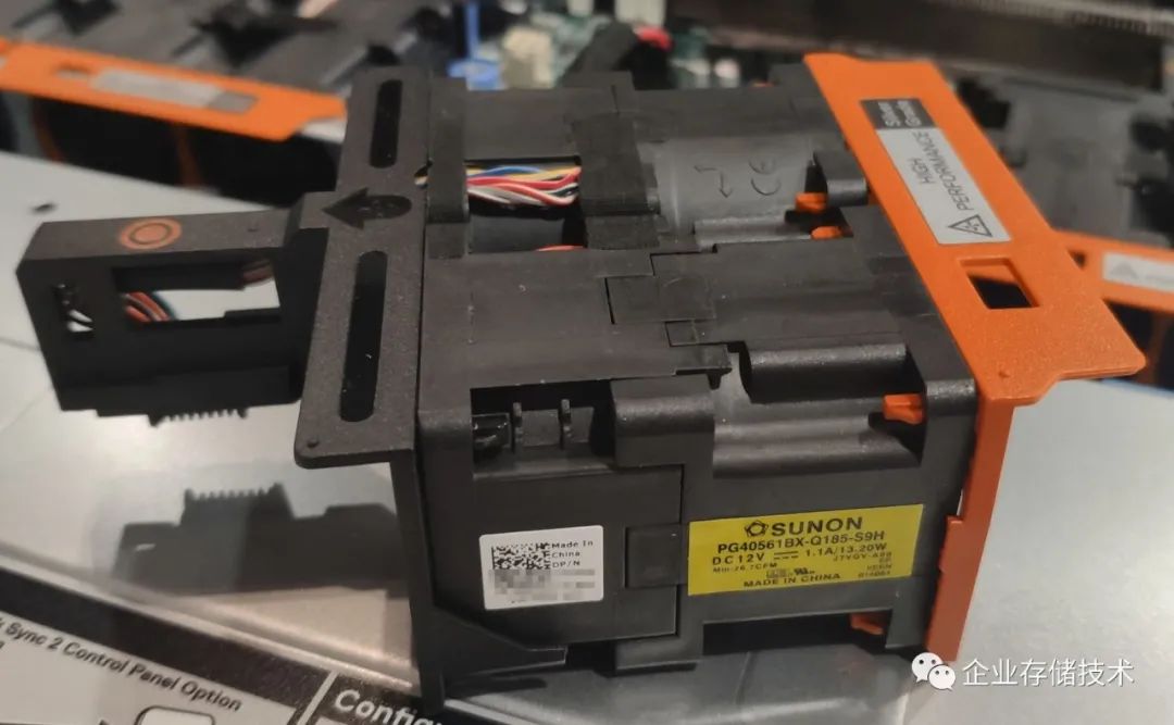 服务器水冷风冷,服务器风冷散热极限