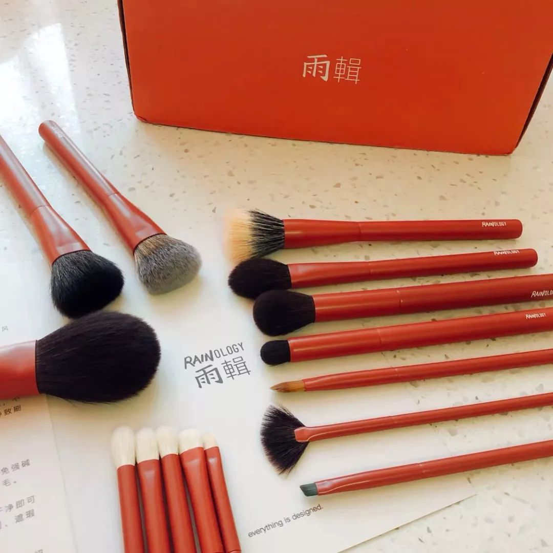 新手化妆买一套刷子,化妆刷推荐初学者化妆刷