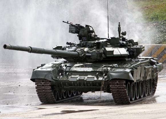 坦克兵如何大小便，史上第一款有专门厕所的坦克出现，解决大问题