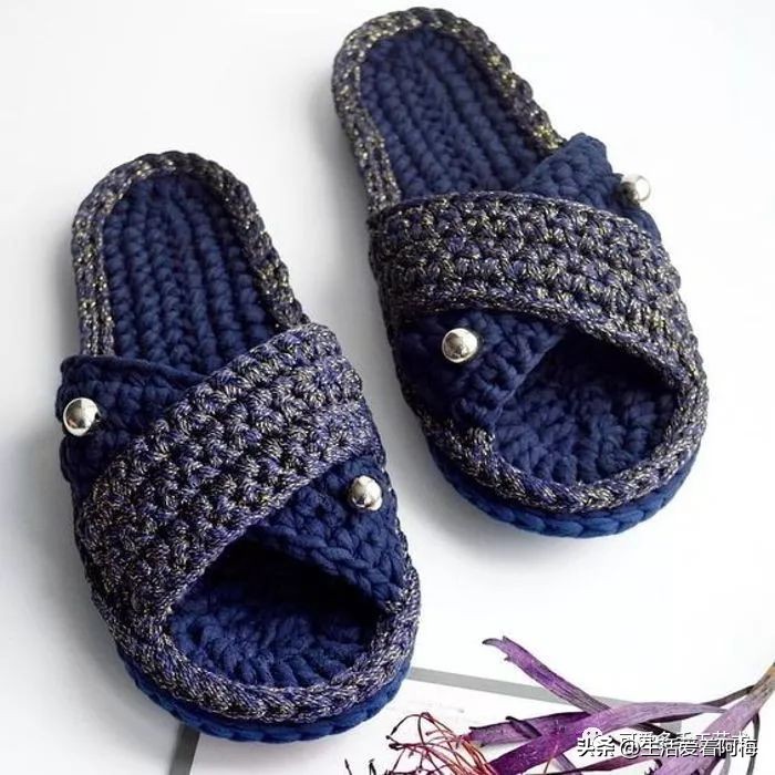 自己用毛线做布拖鞋,用布条线编拖鞋
