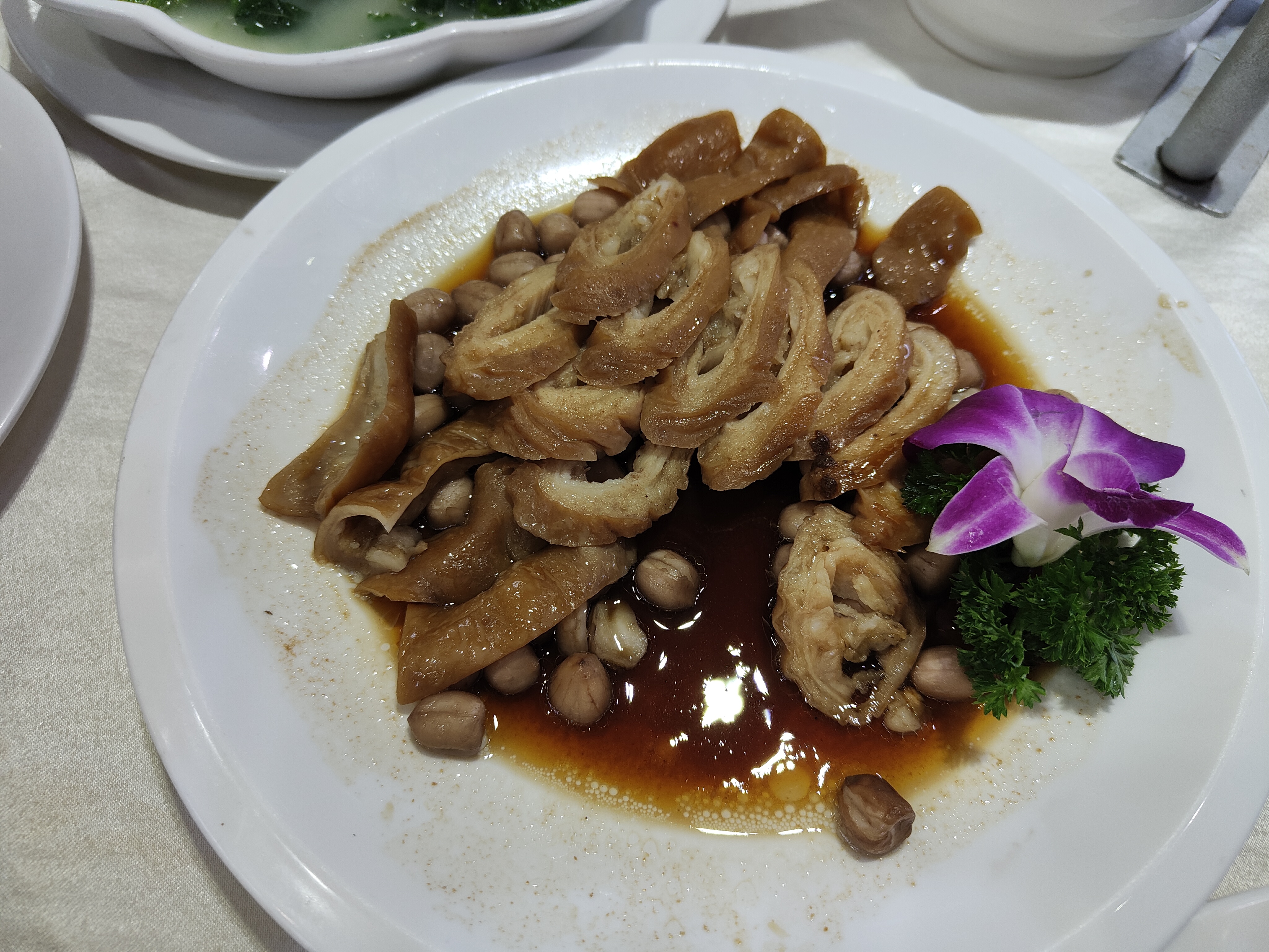 吃三黄鸡为什么容易拉肚子,吃了三黄鸡拉肚子